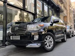 تویوتا، لندکروز چهار در