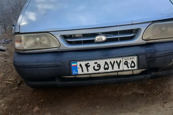 پراید، صندوق دار