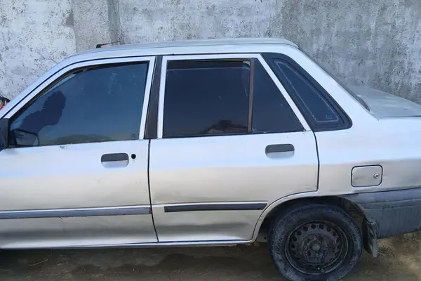 پراید، صندوق دار