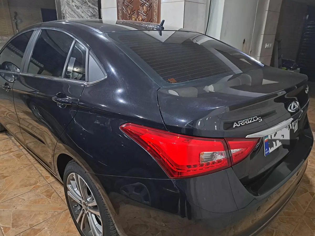 چری،  آریزو 5T