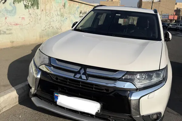 میتسوبیشی، اوتلندر