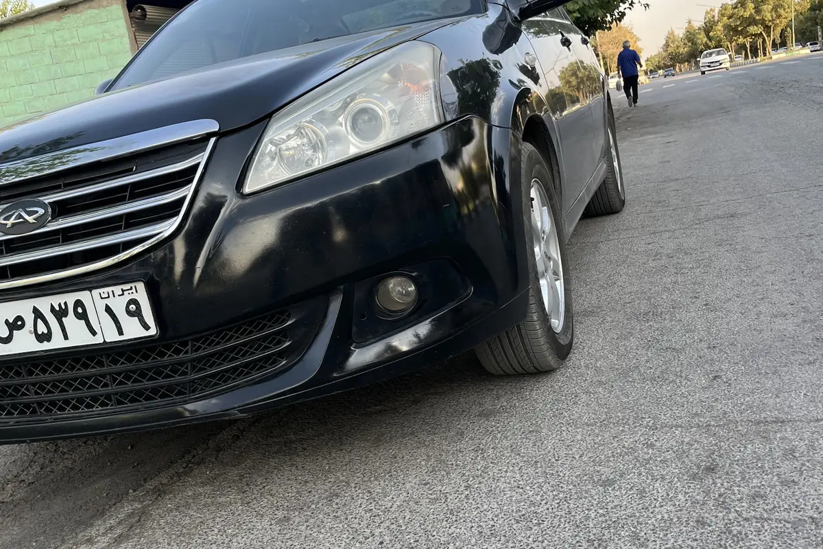 ام وی ام،  550