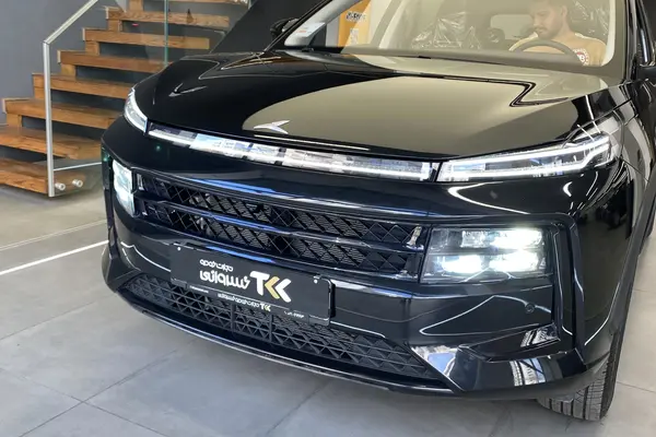 کی ام سی  SR6