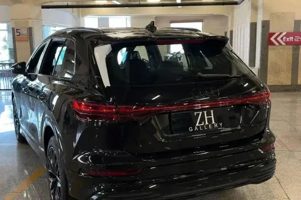 آئودی  Q5 e-tron