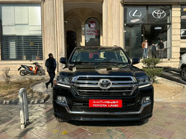 تویوتا، لندکروز چهار در