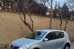 رنو، ساندرو