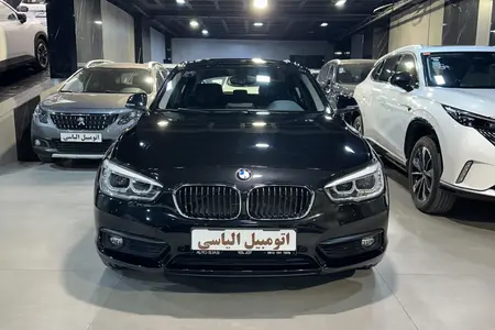 ب ام و سری 1 هاچ بک