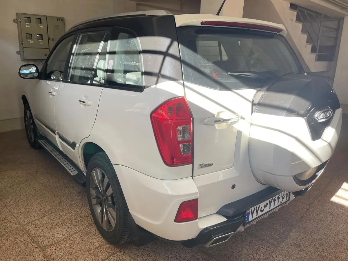 ام وی ام،  X33 S