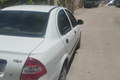تیبا، صندوق دار