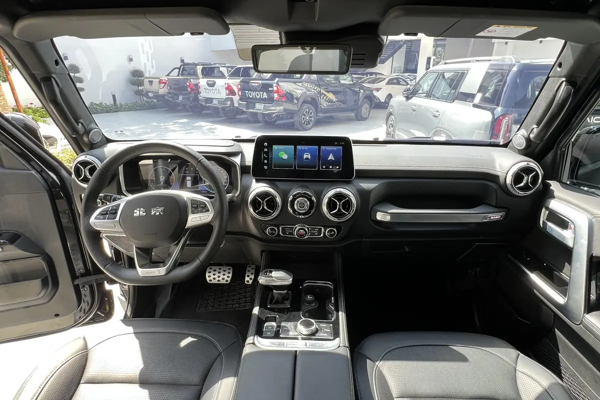 بایک،  BJ40L