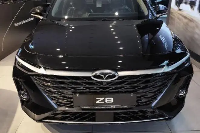 فونیکس  آریزو 8 (Z8)