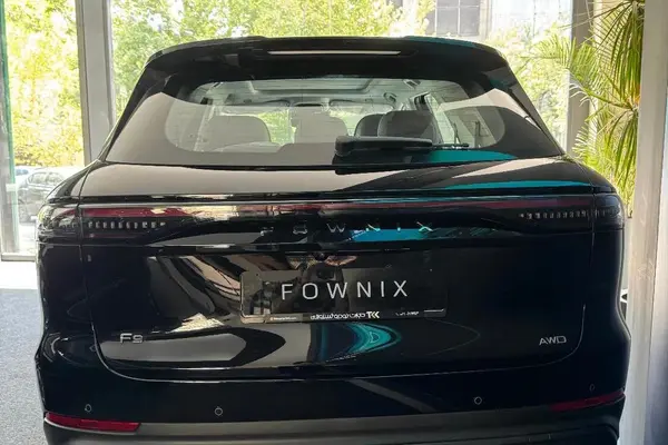 فونیکس  F9