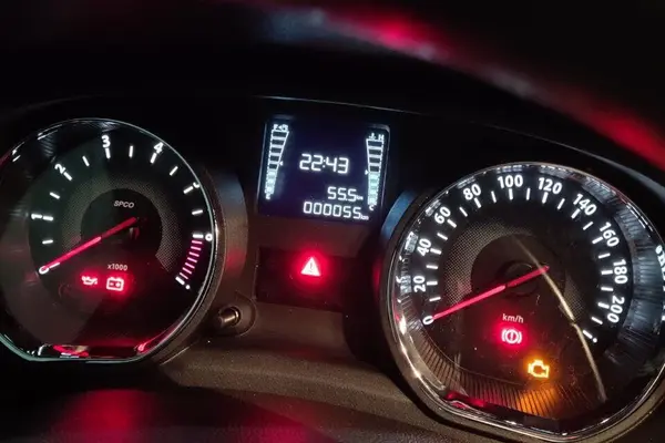 تارا، دنده ای V1 پلاس