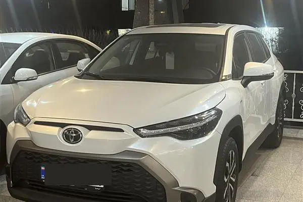 تویوتا، فرانت لندر هیبرید