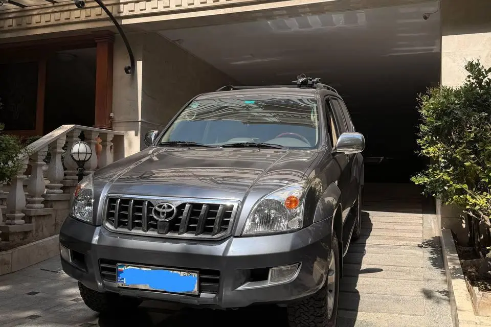 تویوتا،  پرادو  چهار در