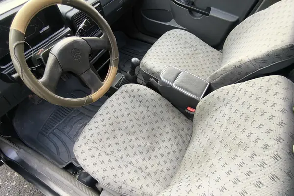 پراید، صندوق دار