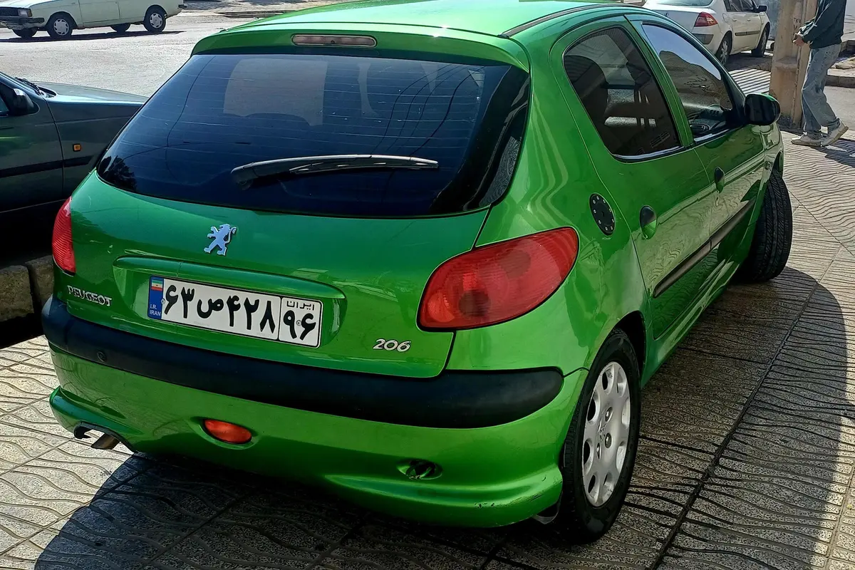 پژو  206