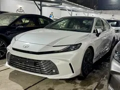 تویوتا، کمری هیبرید