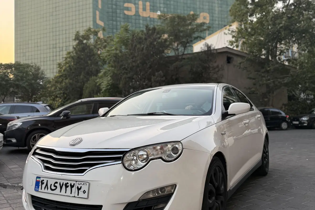 ام جی  550