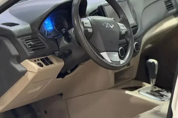 ام وی ام، 550