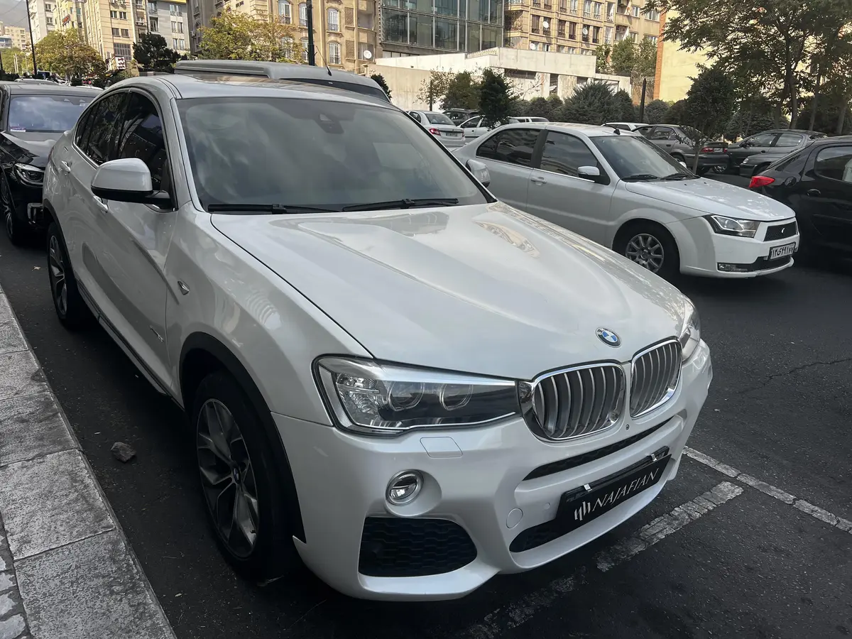 ب ام و،  X4