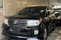 تویوتا، لندکروز چهار در