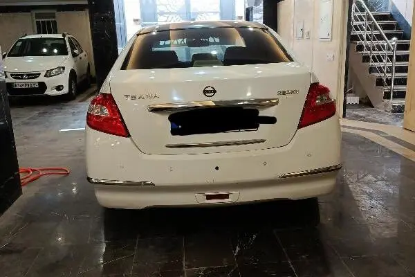 نیسان، تی ینا (مونتاژ)