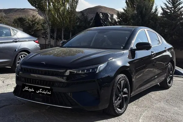 پیش فروش کی ام سی، J7