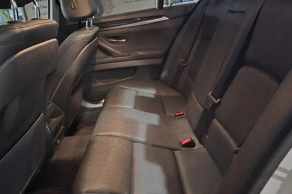 ب ام و، سری 5 سدان