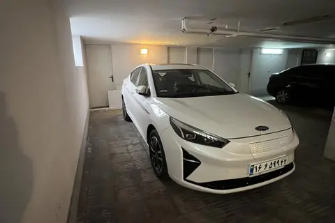 کی ام سی، eJ7