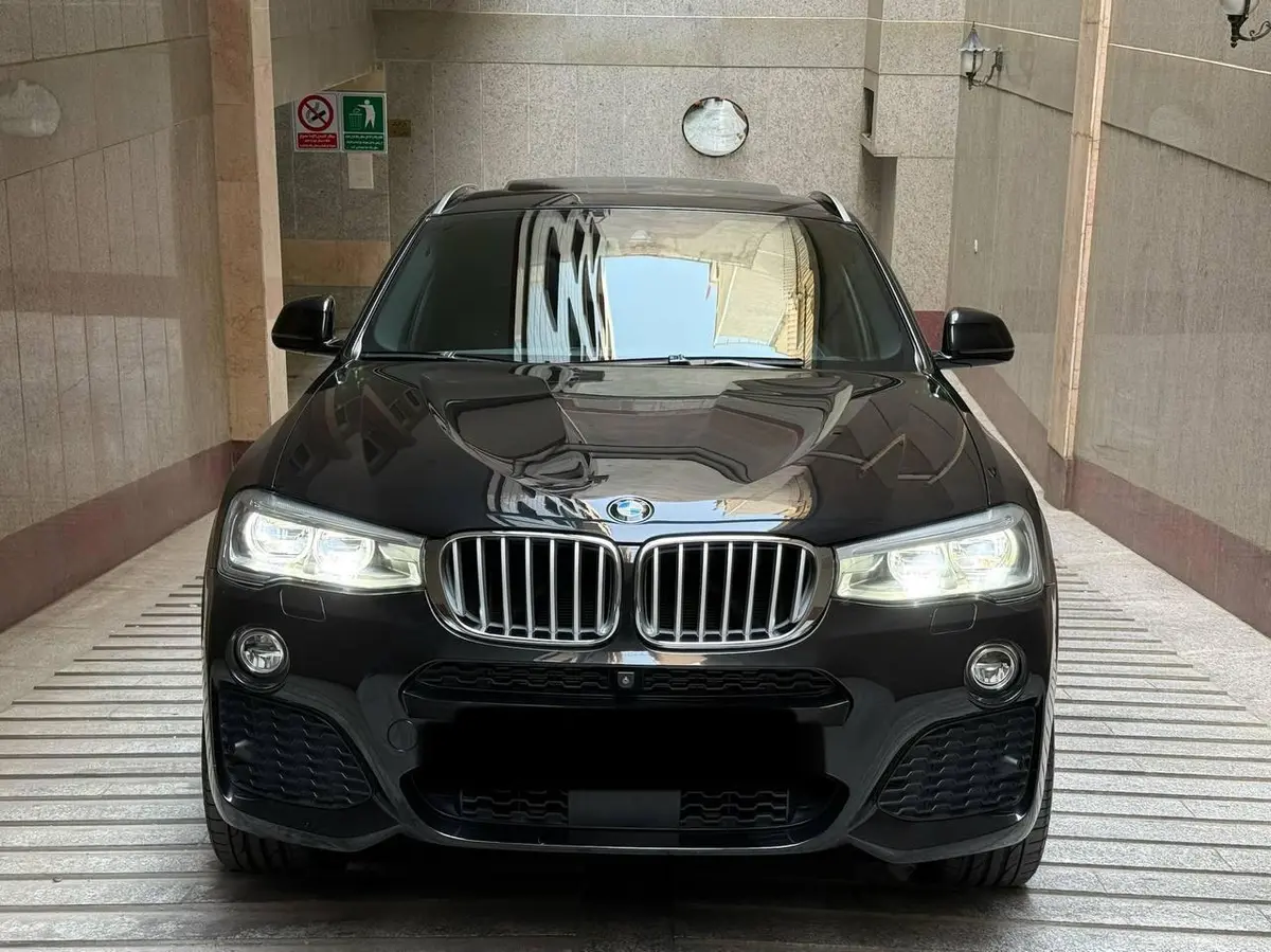 ب ام و،  X4
