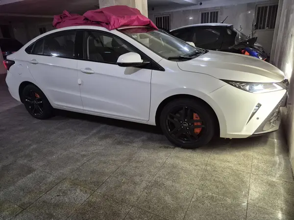 فونیکس، آریزو 6 جی تی (Z6 GT)