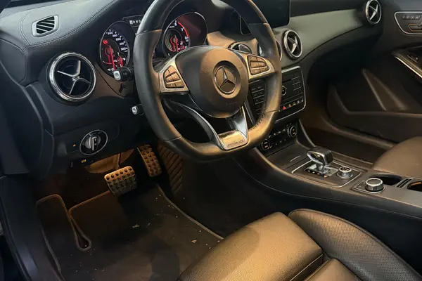 بنز، کلاس GLA