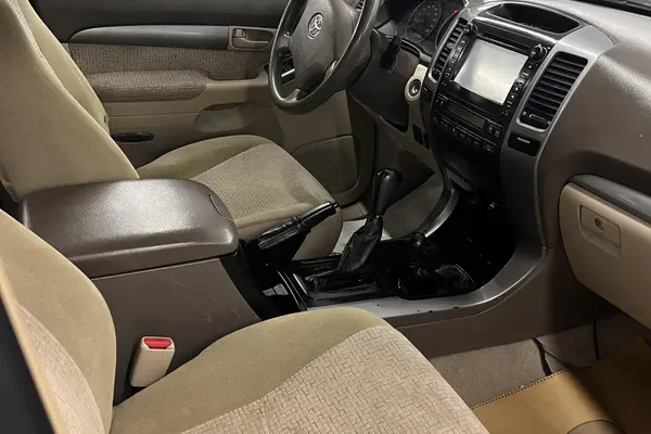 تویوتا، پرادو  چهار در