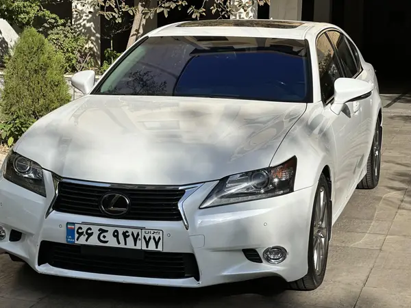 لکسوس، GS