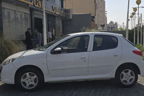 پژو، 207