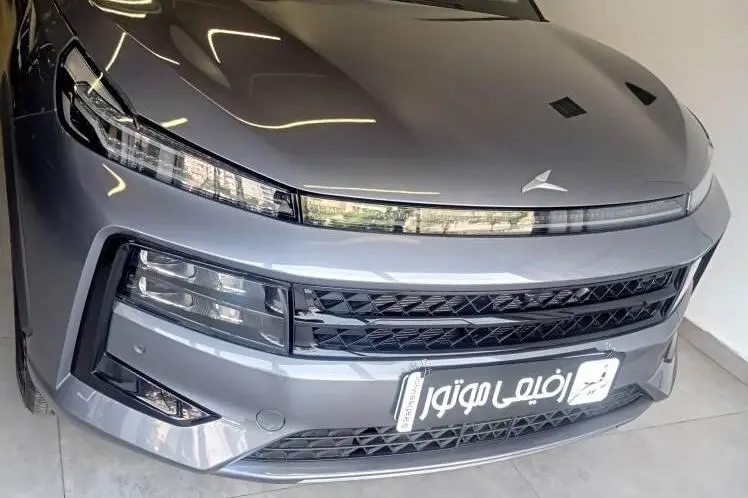 کی ام سی  SR6