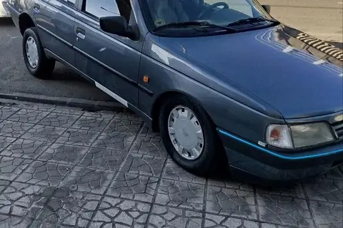 پژو، 405