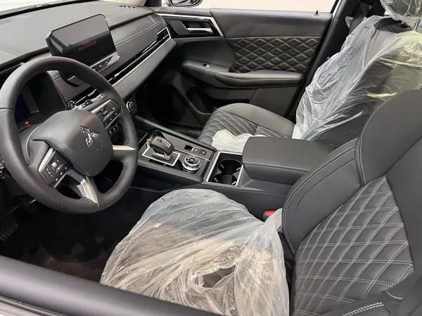 میتسوبیشی، اوتلندر