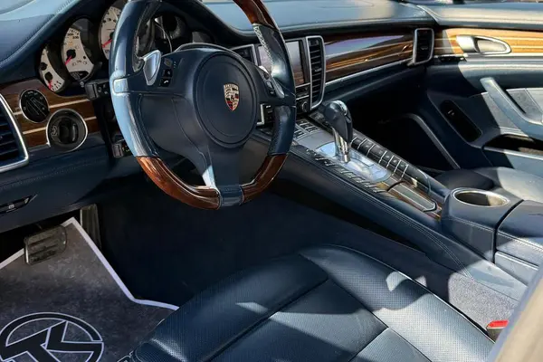 پورشه، پانامرا