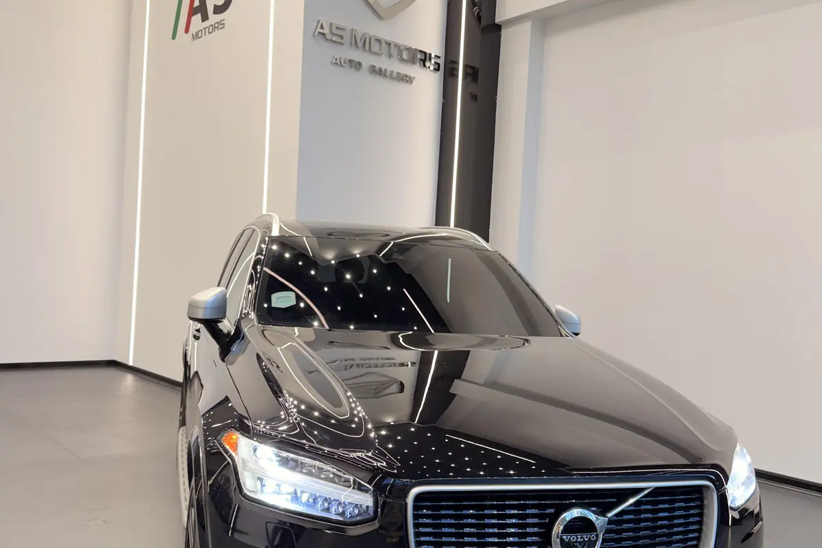 ولوو،  XC90