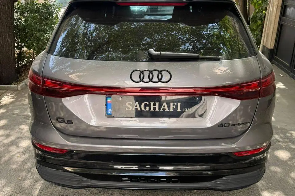 آئودی  Q5 e-tron