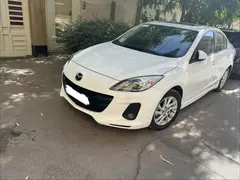 مزدا، 3 نیو صندوق دار