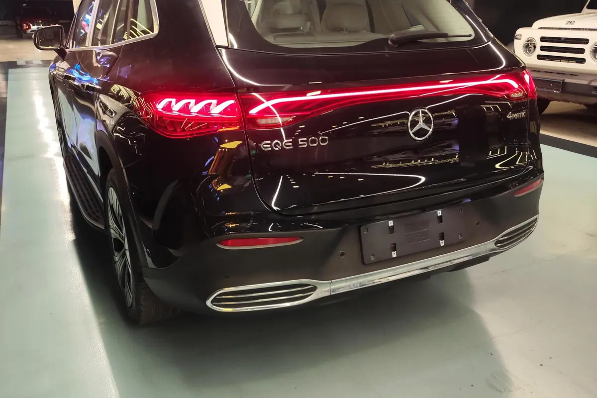 بنز،  EQE SUV