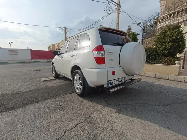 ام وی ام، X33