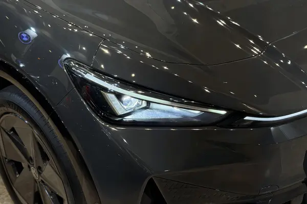 فولکس، آی دی یونیکس