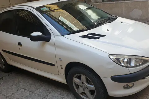 پژو، 206 SD