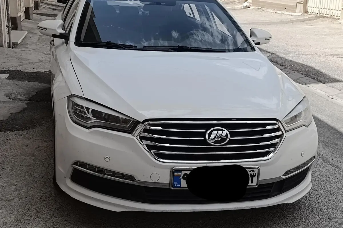 لیفان،  820