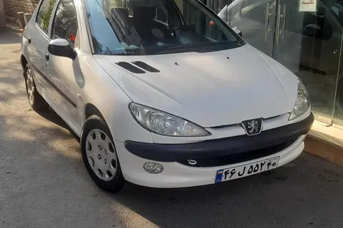 پژو، 206