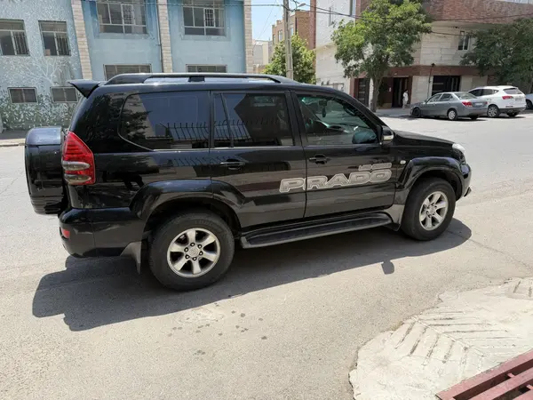 تویوتا  پرادو  چهار در